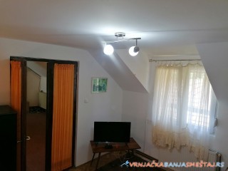 Apartmani Kаća