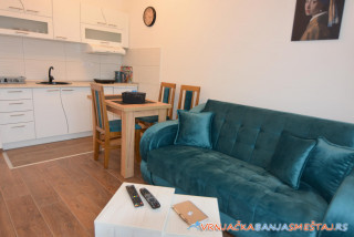 Apartmani MED