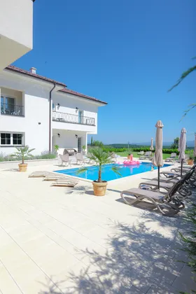 Luksuzna vila sa bazenom - Vrnjačka Idila