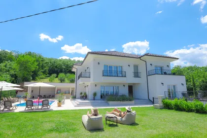 Luksuzna vila sa bazenom - Vrnjačka Idila