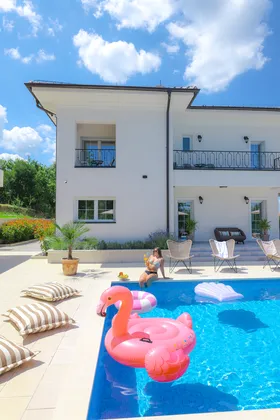 Luksuzna vila sa bazenom - Vrnjačka Idila